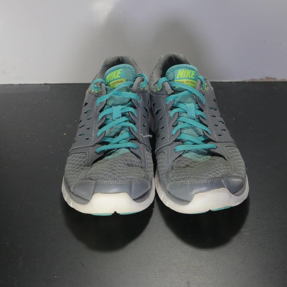 Nike Flex 2013 Run Low Size 9.5 Womens 006203 Gray Purple Running Sneakers Shoes - Picture 3 of 7